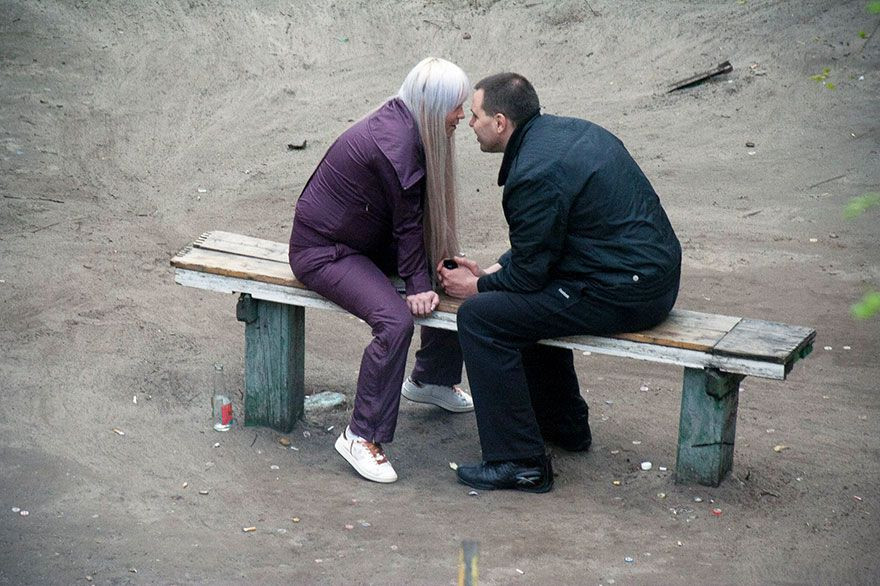 Ukraynalı fotoğrafçı 10 yıl boyunca evinin camından onları fotoğrafladı - Sayfa 2