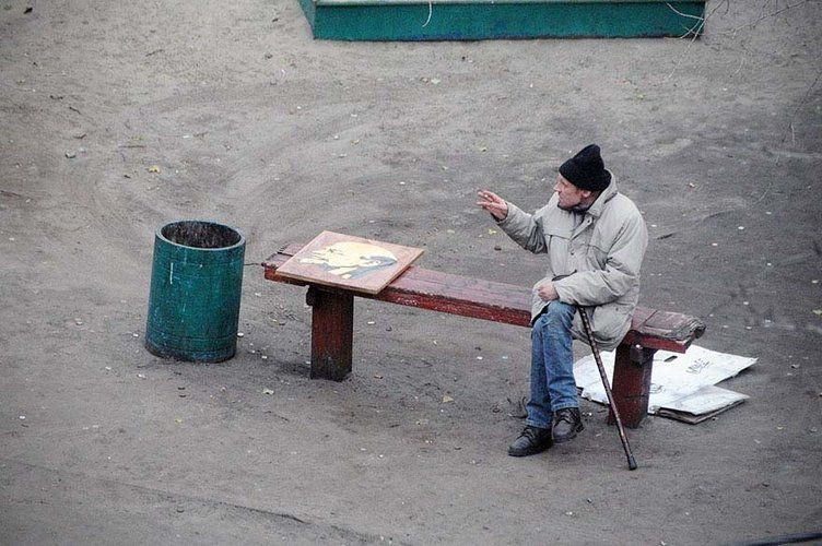 Ukraynalı fotoğrafçı 10 yıl boyunca evinin camından onları fotoğrafladı - Sayfa 13