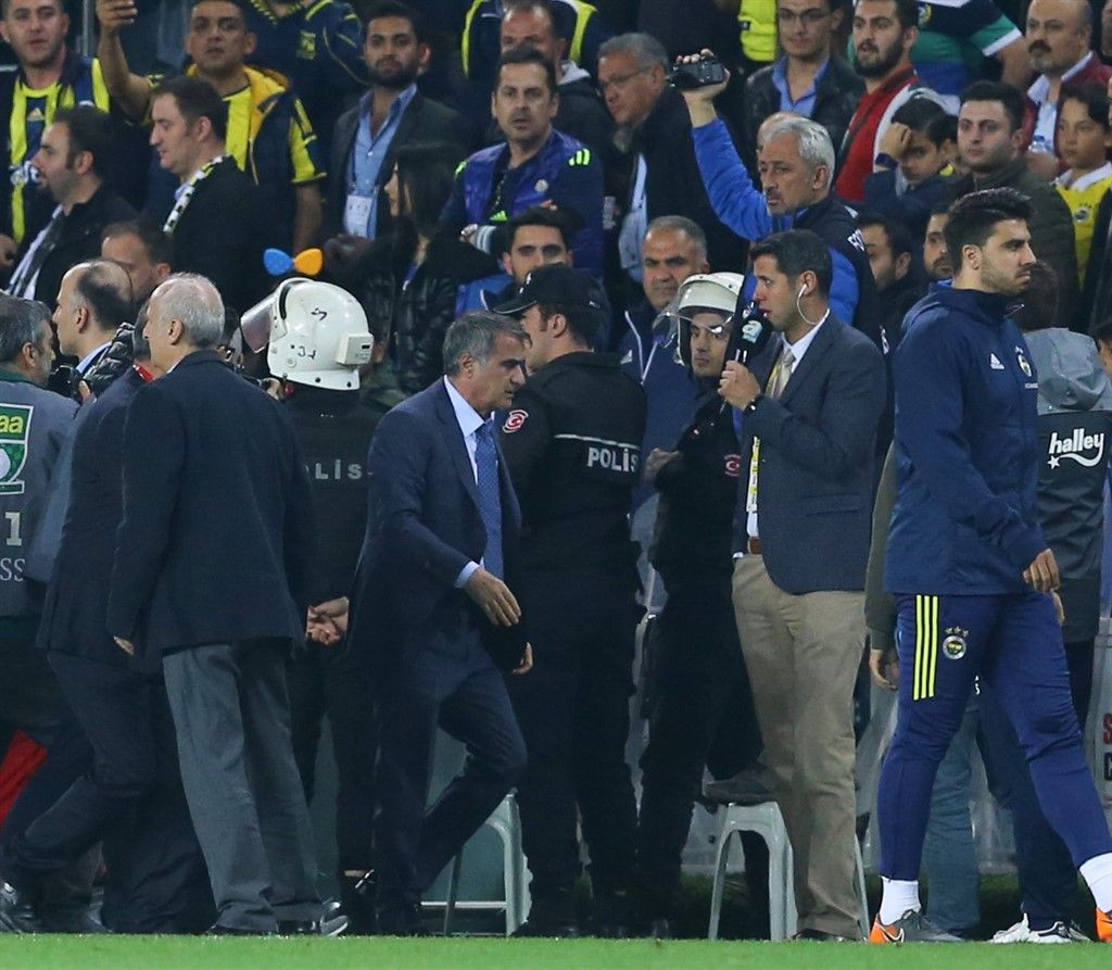 Olaylı Fenerbahçe-Beşiktaş derbisinden geriye kalanlar - Sayfa 4