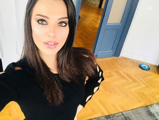 Tuvana Türkay: Safım ben, hem de ileri boyutta - Sayfa 10