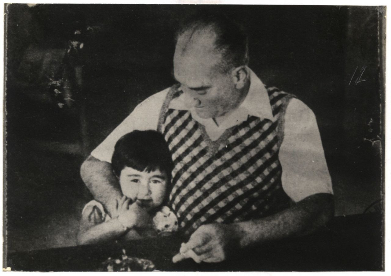 Atatürk'ün çocuk sevgisini gösteren fotoğraflar ilk kez paylaşıldı - Sayfa 2