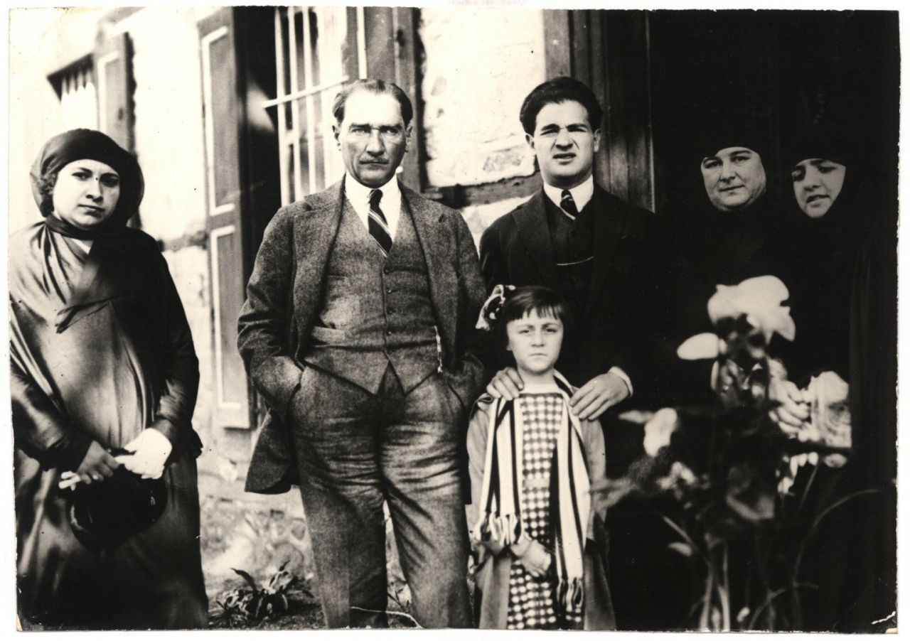 Atatürk'ün çocuk sevgisini gösteren fotoğraflar ilk kez paylaşıldı - Sayfa 3