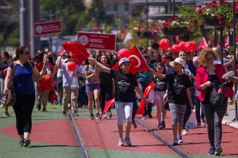 Tüm yurttan 23 Nisan kutlama görüntüleri, 23 Nisan nasıl kutlandı? - Sayfa 25