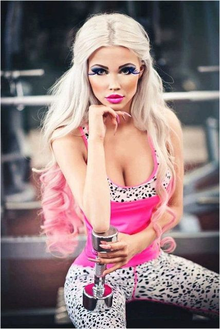 Gabriela Jirackova'nın tek amacı Barbie'ye benzemekti! - Sayfa 2