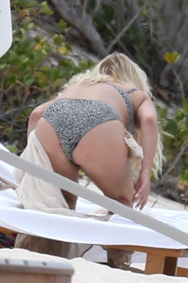 Jessica Simpson'ın tatil keyfi - Sayfa 3