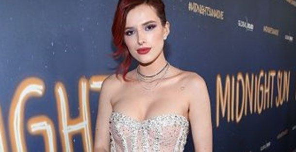 Bella Thorne'dan cesur pozlar! - Sayfa 28