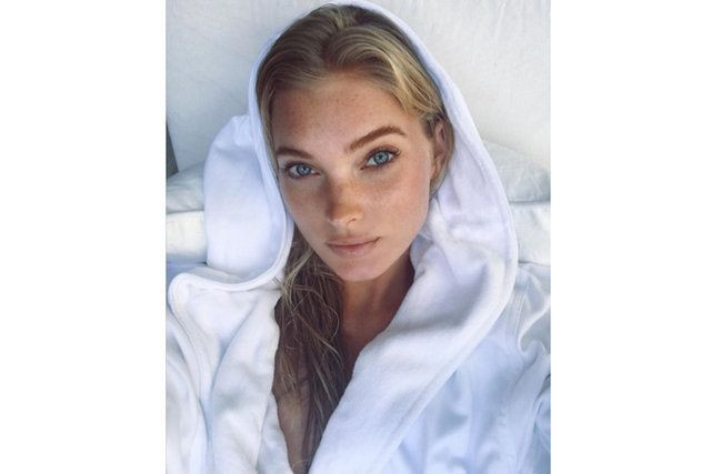 Elsa Hosk New York caddelerini ısıttı - Sayfa 23