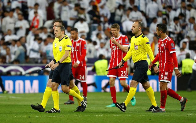 Real Madrid-Bayern Münih maçını yöneten Cüneyt Çakır dünya basınında - Sayfa 32