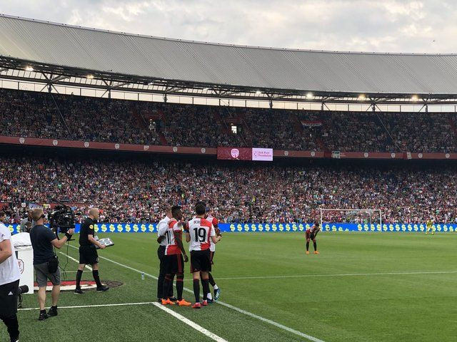 Dirk Kuyt jübile maçıyla sahalara veda etti - Sayfa 18