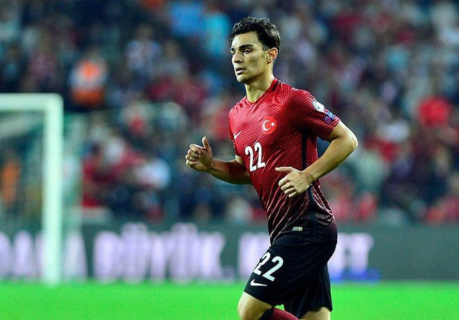 3 büyüklerin transfer listesindeydi sözleşmesini uzattı - Sayfa 7