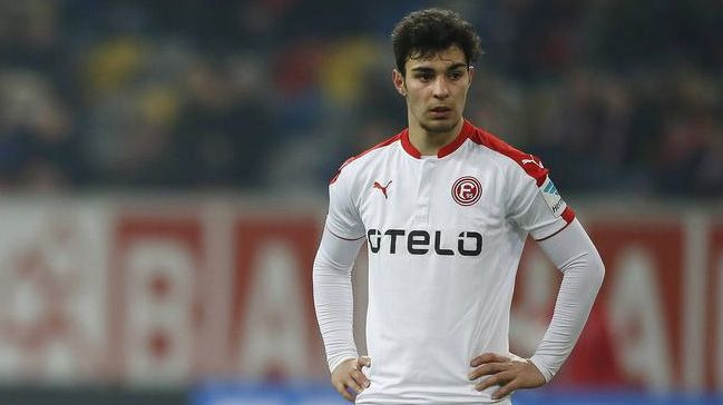 3 büyüklerin transfer listesindeydi sözleşmesini uzattı - Sayfa 8