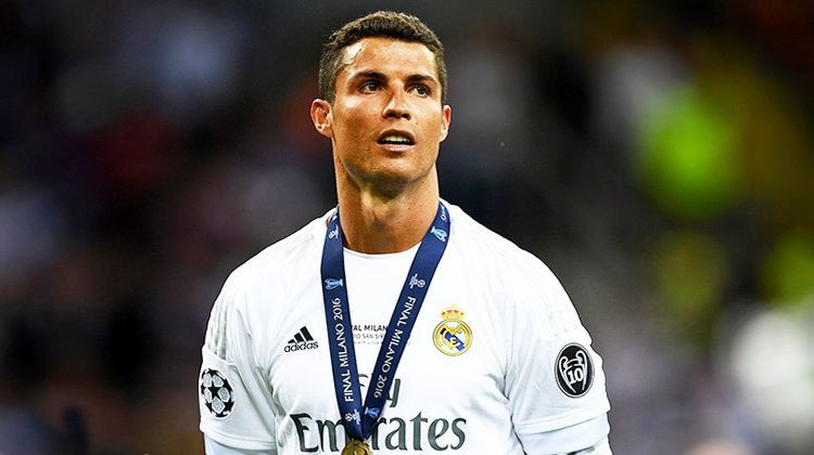 Cristiano Ronaldo 200 milyon euro'luk teklifi kabul etmedi - Sayfa 7