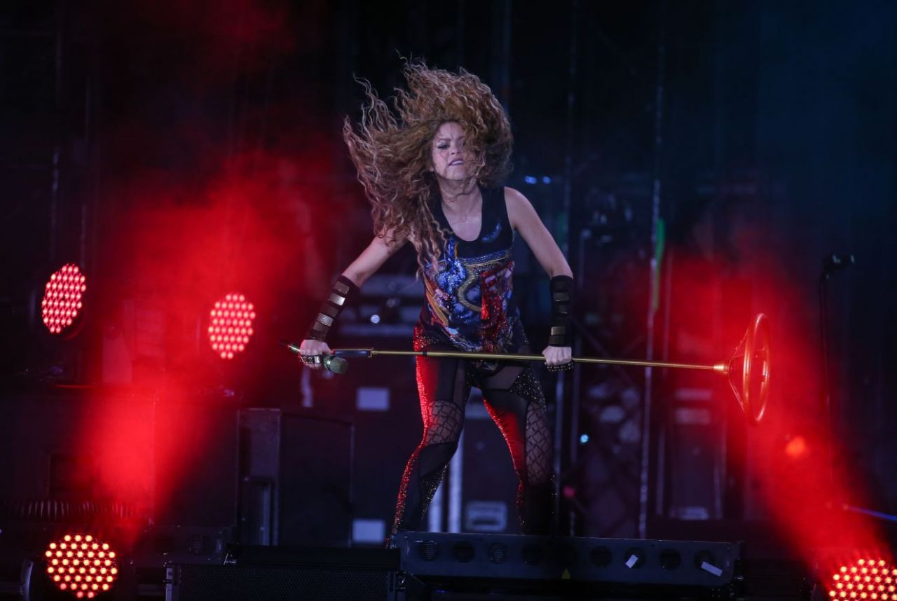Shakira İstanbul'da konser verdi - Sayfa 1