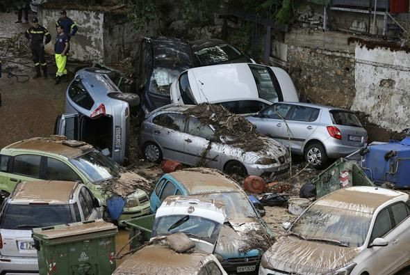 Yunanistan’ı önce yangın şimdi de sel vurdu - Sayfa 5