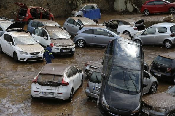 Yunanistan’ı önce yangın şimdi de sel vurdu - Sayfa 6