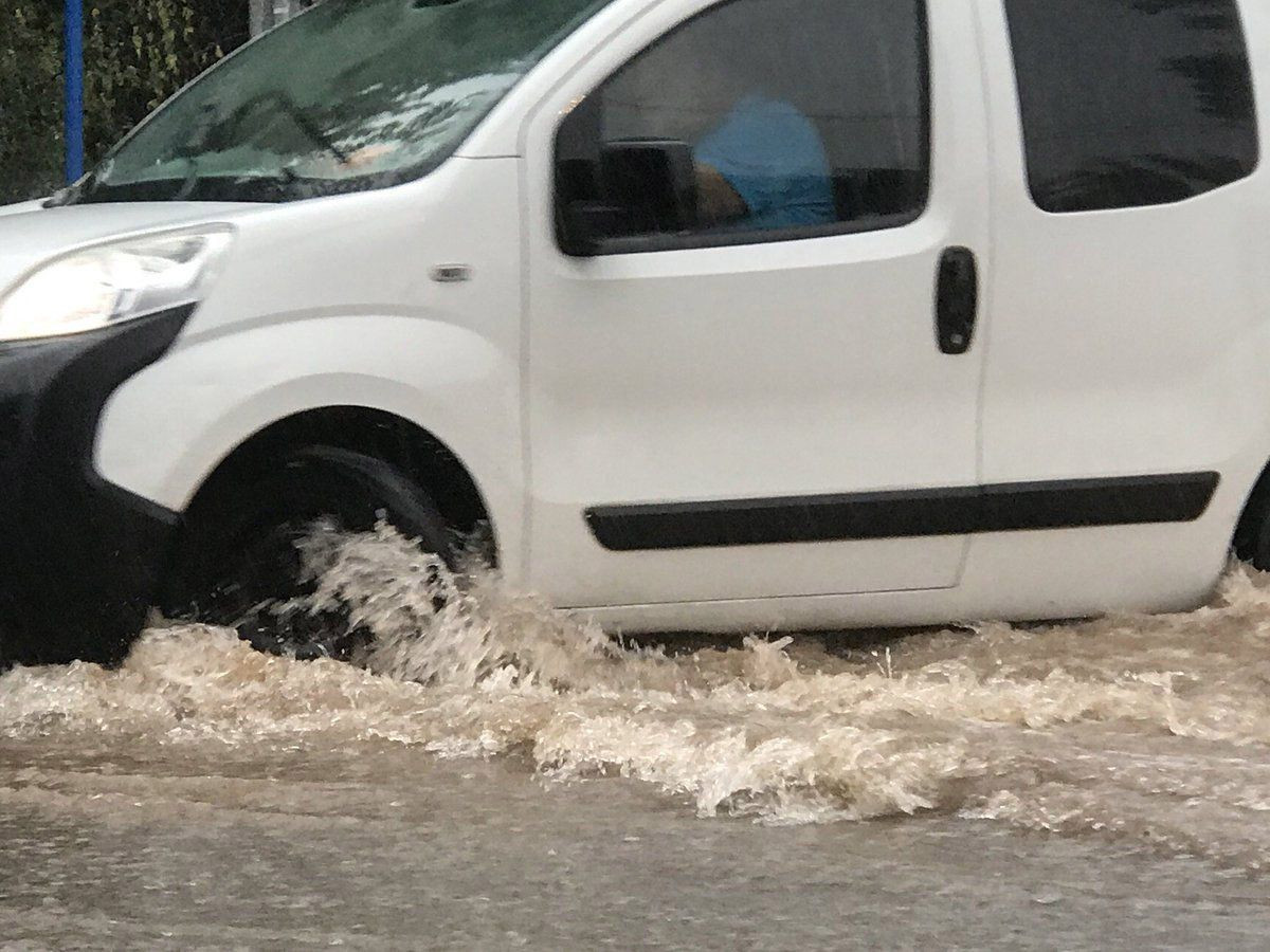 Yunanistan’ı önce yangın şimdi de sel vurdu - Sayfa 9