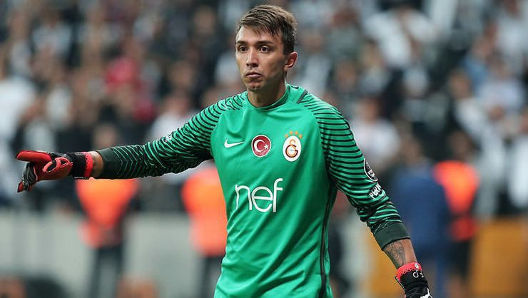 Muslera Galatasaray’dan ayrılıyor mu? - Sayfa 3