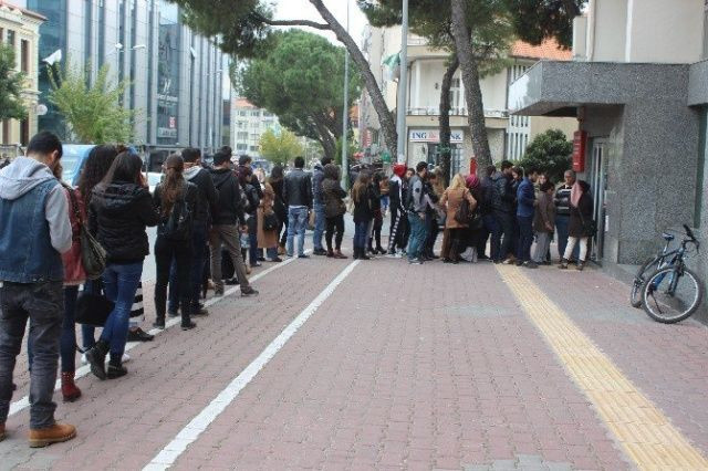 Vatandaş hesap açtırmak için bankalara akın etti - Sayfa 3