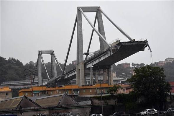 İtalya'daki çöken köprüden ilk görüntüler - Sayfa 1