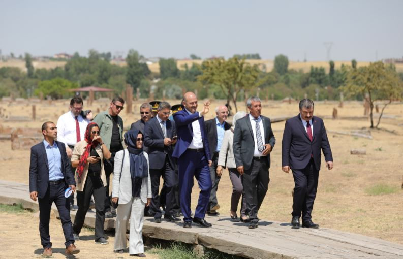 Fotoğraflarla Malazgirt Zaferi kutlamaları - Sayfa 11