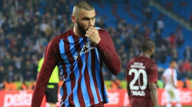 Trabzonspor'dan Burak Yılmaz açıklaması! Takımdan ayrılacak mı? - Sayfa 1