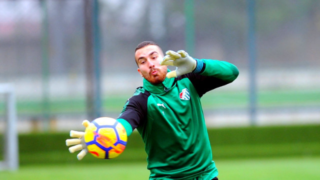 Harun Tekin resmen Fenerbahçe'de! İşte transfer bedeli