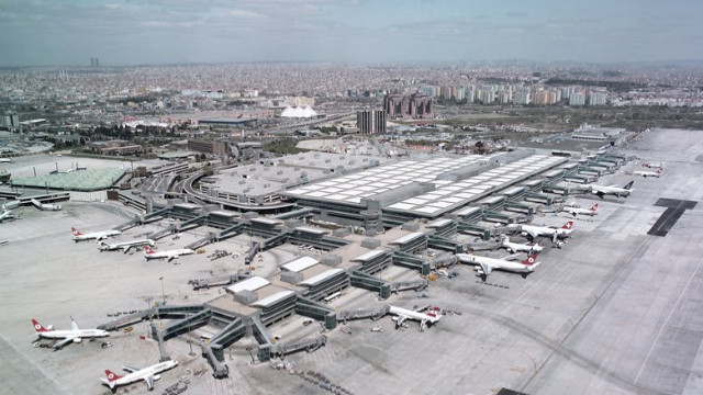 İstanbul Yeni Havalimanı’na taşınma günü trafiğe kapalı olacak yollar