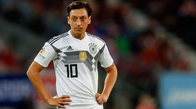 Mesut Özil'in menajeri, Alman futbolcuları sert dille eleştirdi - Sayfa 3