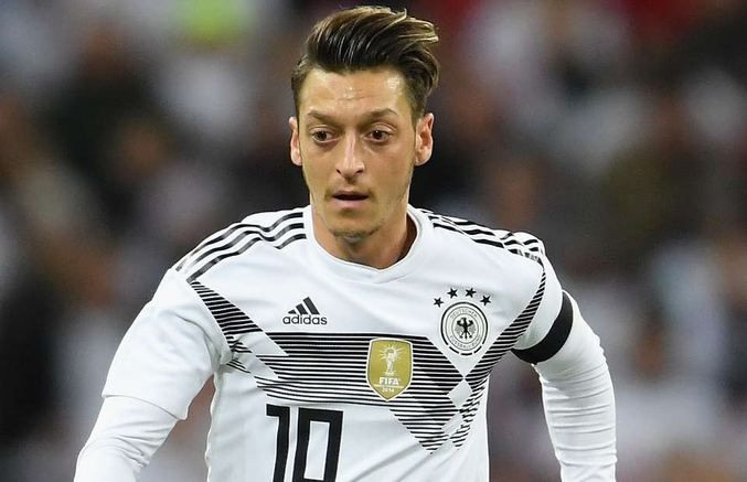 Mesut Özil'in menajeri, Alman futbolcuları sert dille eleştirdi - Sayfa 15