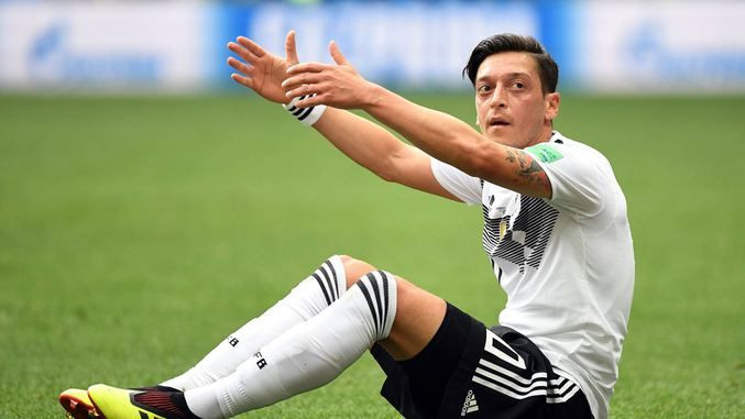 Mesut Özil'in menajeri, Alman futbolcuları sert dille eleştirdi - Sayfa 14