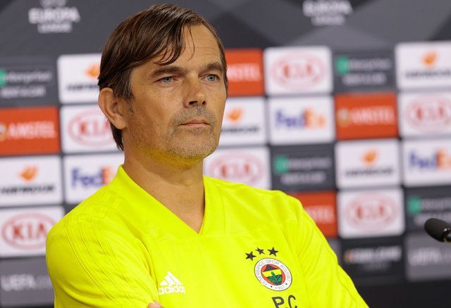 Fenerbahçeli taraftarlardan Cocu isyanı - Sayfa 13