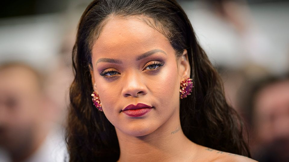 Rihanna'nın evine polisler helikopterle indi! - Sayfa 8