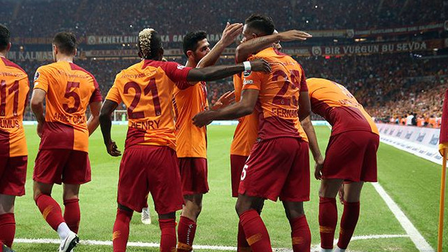 Az Önce! Galatasaray’da sakatlık şoku!