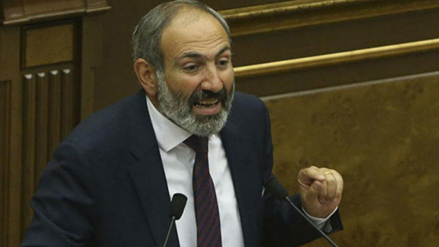 Ermenistan Başbakanı istifa edecek!