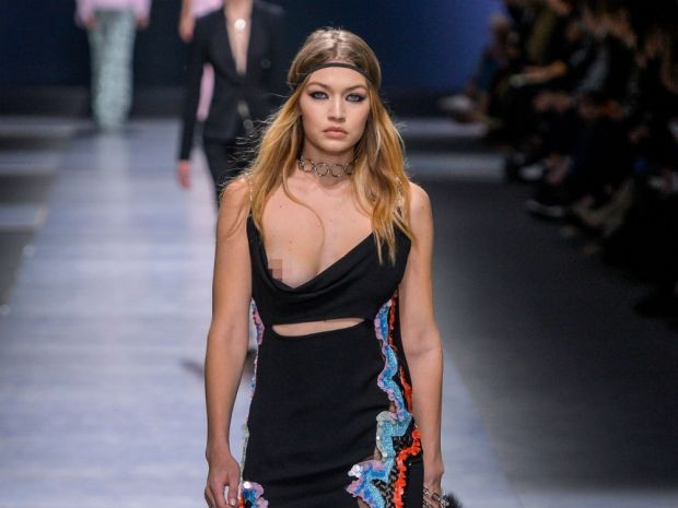 Gigi Hadid fena frikik verdi - Sayfa 20