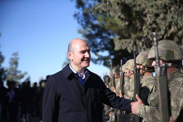 Bakan Soylu'nun gözü önünde bir terörist etkisiz hale getirildi - Sayfa 14