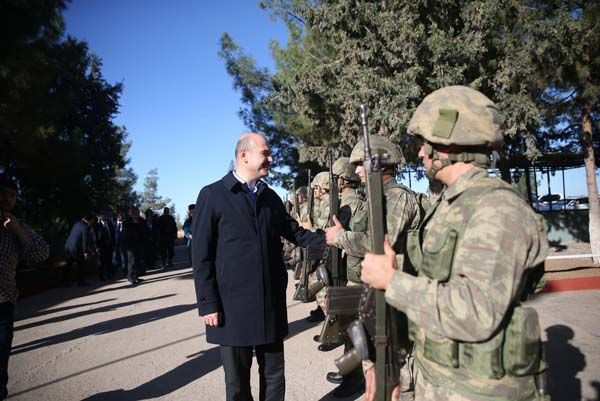 Bakan Soylu'nun gözü önünde bir terörist etkisiz hale getirildi - Sayfa 20