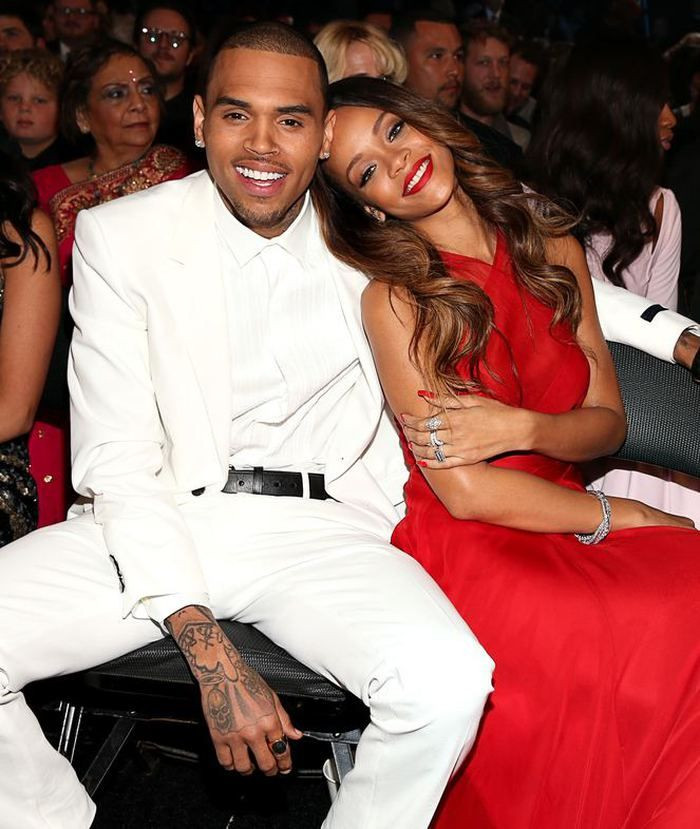 Chris Brown'dan Rihanna'nın fotoğraflarına yorum! - Sayfa 1