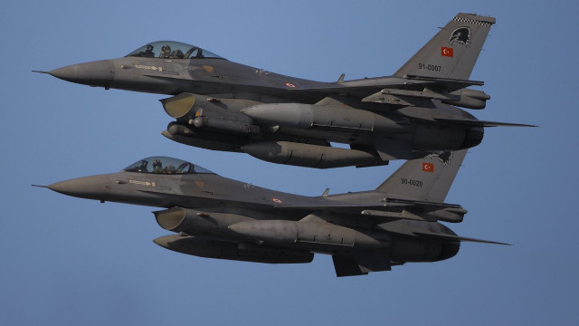 TSK Irak'ın Kuzeyi'ndeki terör hedeflerine hava harekatı düzenledi