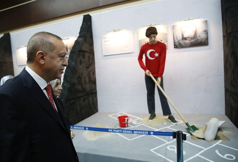 Cumhurbaşkanı Erdoğan ‘İnsanlığa Umut: Türkiye’ sergisini ziyaret etti - Sayfa 3