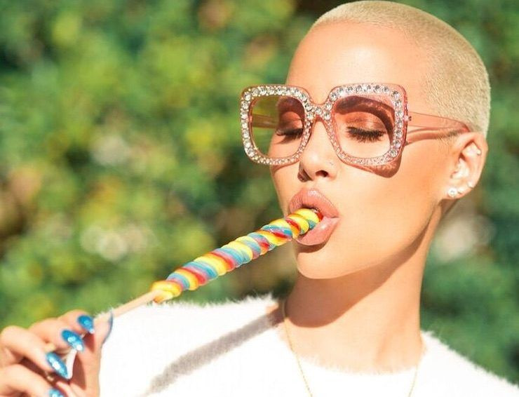 Ünlü model Amber Rose’un sınırları zorlayan görüntüleri - Sayfa 29