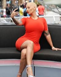 Ünlü model Amber Rose’un sınırları zorlayan görüntüleri - Sayfa 44