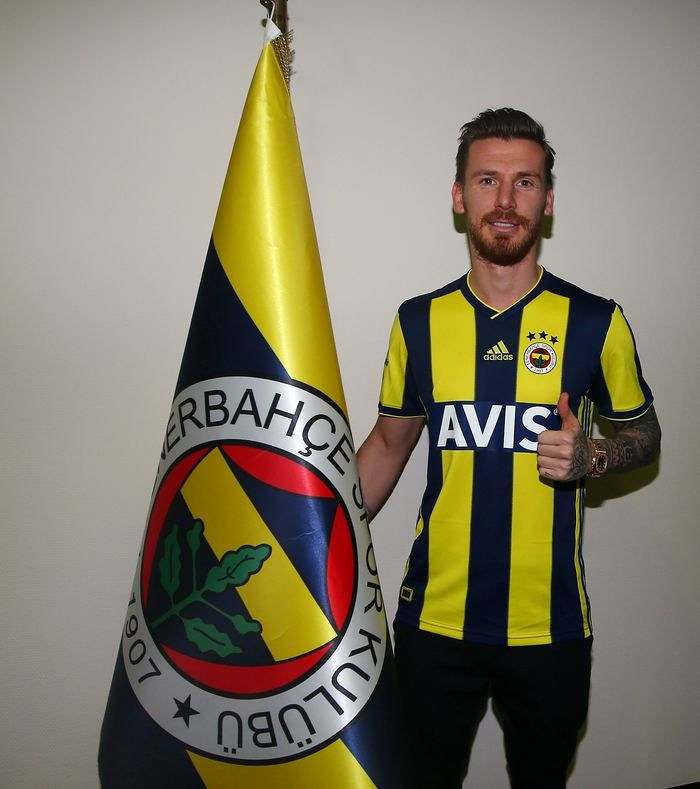 Serdar Aziz Fenerbahçe ile anlaştı - Sayfa 1