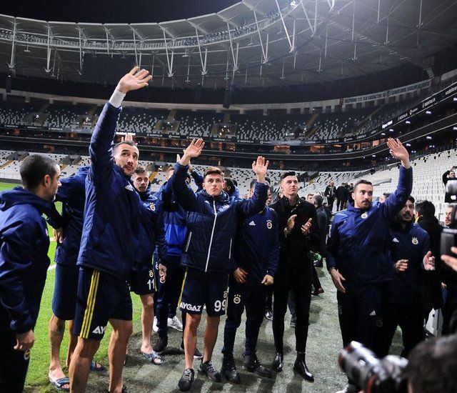 Vodafone Park'ta Ali Koç sahaya indi! - Sayfa 5