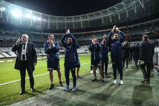 Vodafone Park'ta Ali Koç sahaya indi! - Sayfa 7