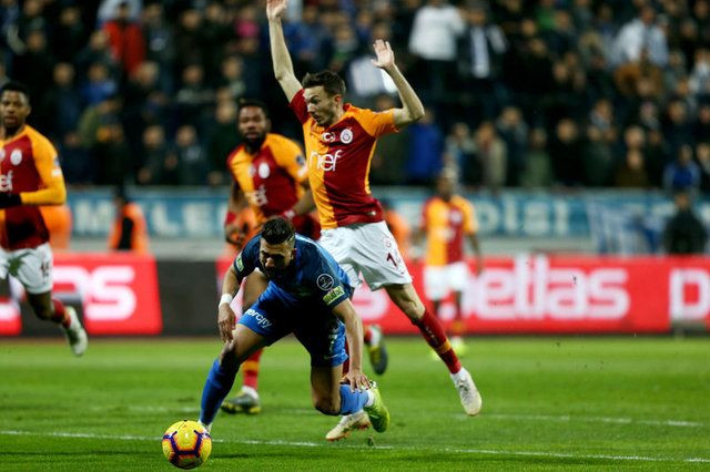 Galatasaray Fenerbahçe maçının muhtemel 11'leri - Sayfa 19