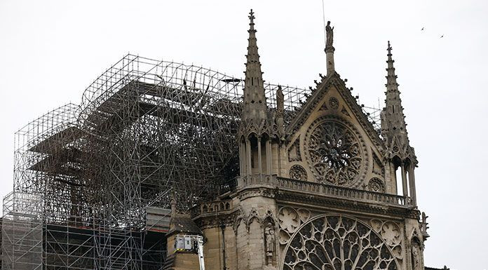 Notre Dame Katedrali’nin onarımı için toplanan bağış 700 milyon euroya ulaştı - Sayfa 7