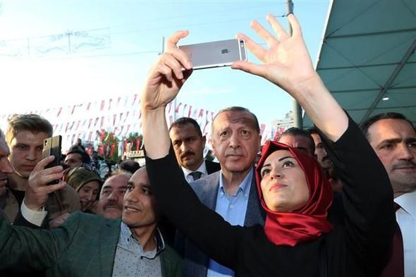 Cumhurbaşkanı Erdoğan iftar yapmak için Taksim'e geldi - Sayfa 2