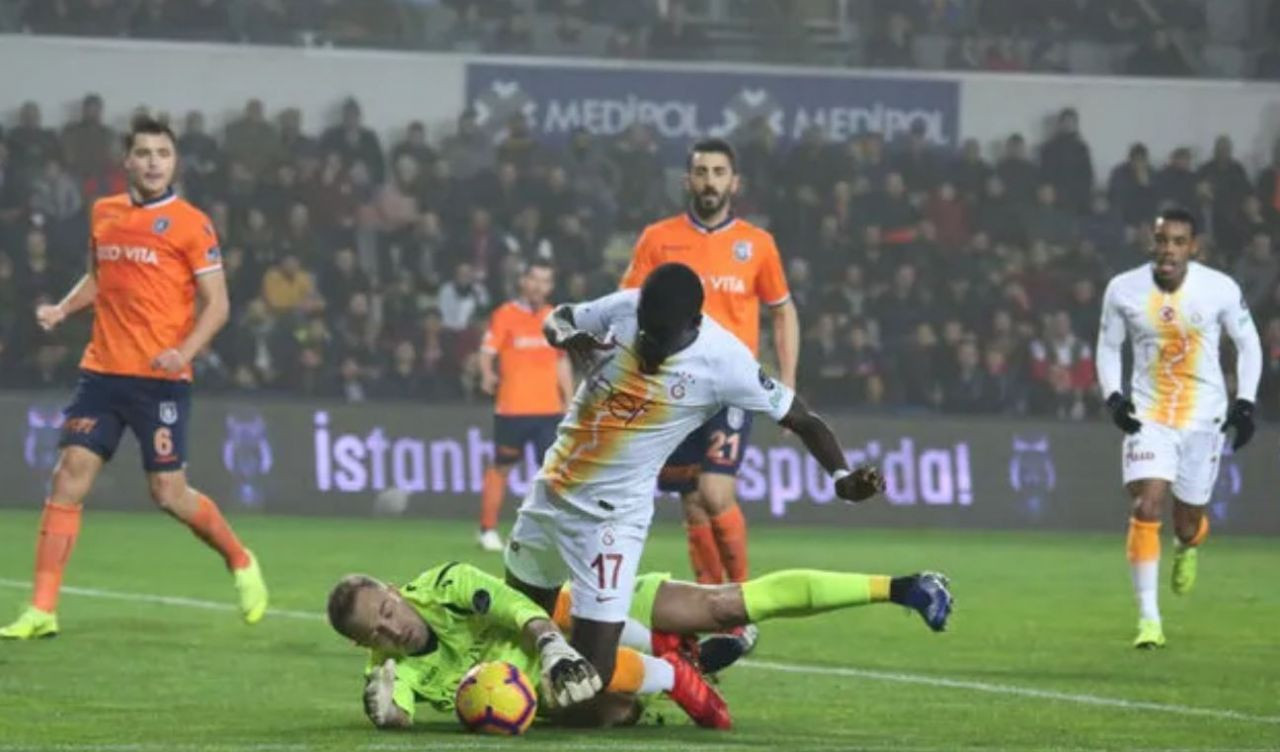 Galatasaray Başakşehir Muhtemel 11'leri belli oldu - Sayfa 2