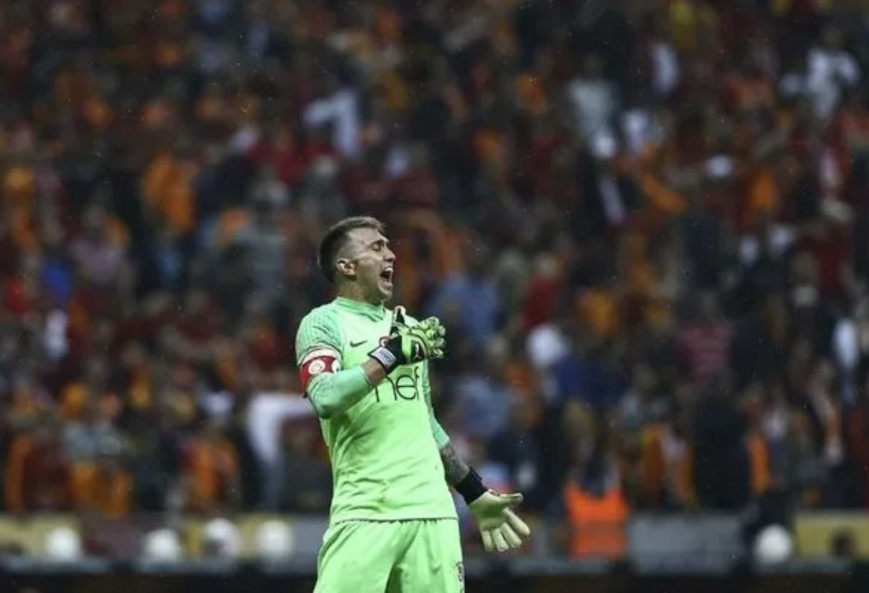 Galatasaray Başakşehir Muhtemel 11'leri belli oldu - Sayfa 4